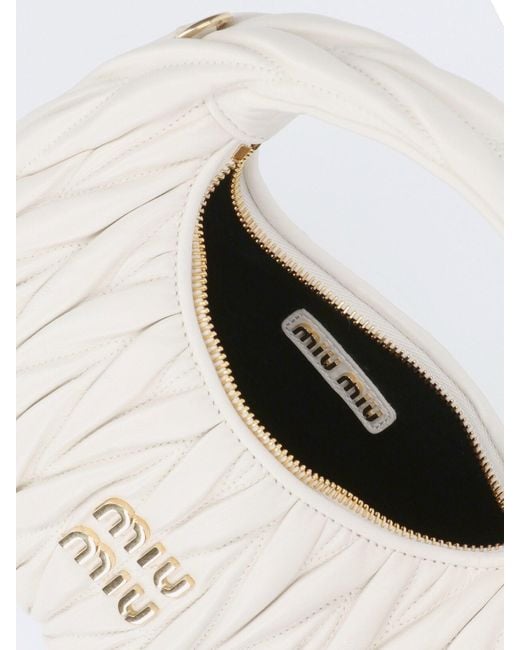 Borsa Hobo "Wander" di Miu Miu in White