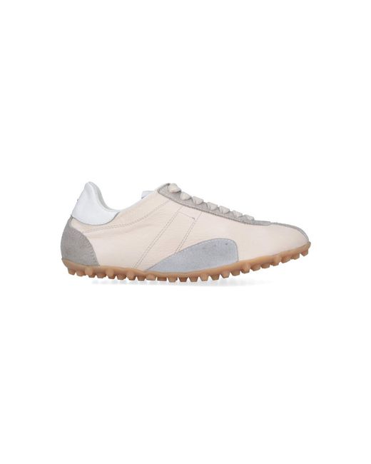 Maison Margiela White Classic Low-Top Sneakers With Minimalist Aesthetic