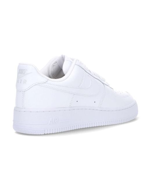 Sneakers "Air Force 1'07" di Nike in White da Uomo