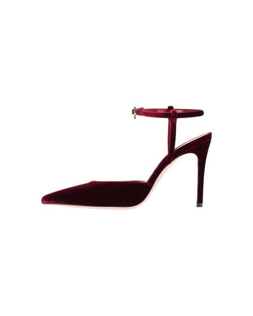 Gianvito Rossi Red Pumps “Mayfair”
