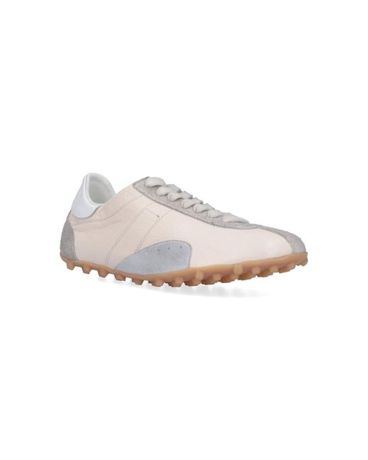 Maison Margiela White Classic Low-Top Sneakers With Minimalist Aesthetic