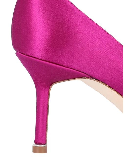 Manolo Blahnik Pink Hangisi 70 Satin Pump