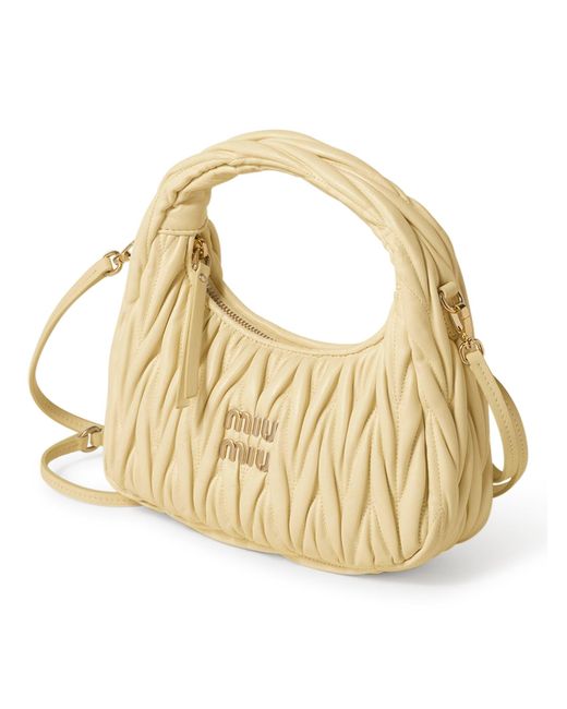 Wander hobo bag in nappa matelasse di Miu Miu in Metallic