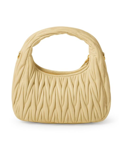 Wander hobo bag in nappa matelasse di Miu Miu in Metallic