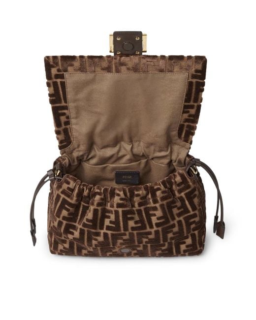 Mamma baguette media di Fendi in Brown