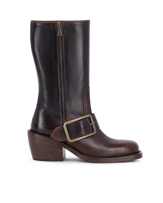 Stivali in pelle di vitello con punta squadrata, tacco a blocco arrotondato e dettaglio con fibbia di Dries Van Noten in Brown