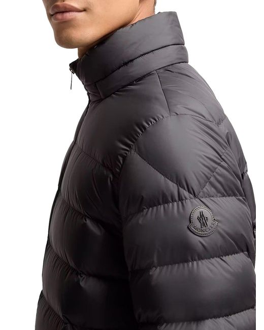 Piumino corto arneb con cappuccio di Moncler in Black da Uomo