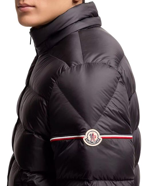 Piumino corto ravenlock con cappuccio di Moncler in Black da Uomo