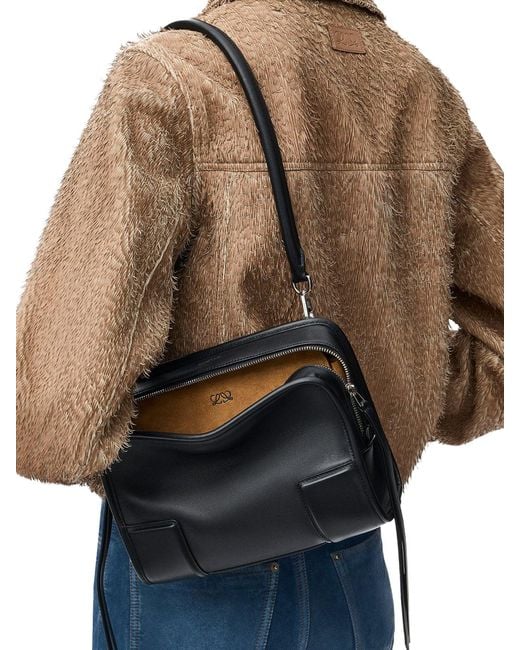 Borsa amazona 180 piccola in morbida pelle di vitello di Loewe in Black