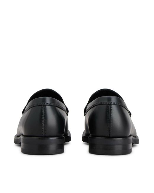 Tod's Black Loafers Shoes for men