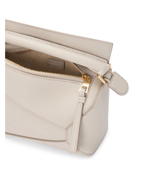Borsa puzzle edge mini in pelle granata di Loewe in White