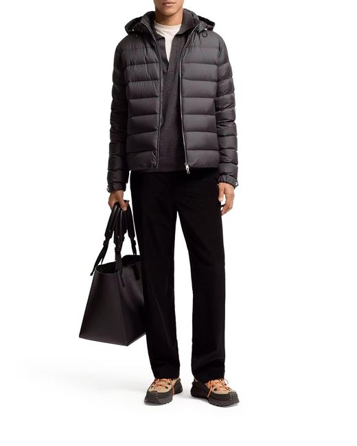 Piumino corto arneb con cappuccio di Moncler in Black da Uomo
