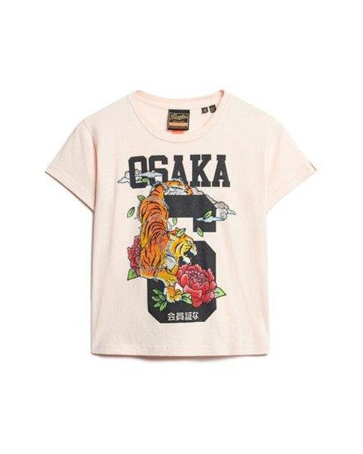 Superdry Osaka 6 Narrative 90s T-shirt in het Pink
