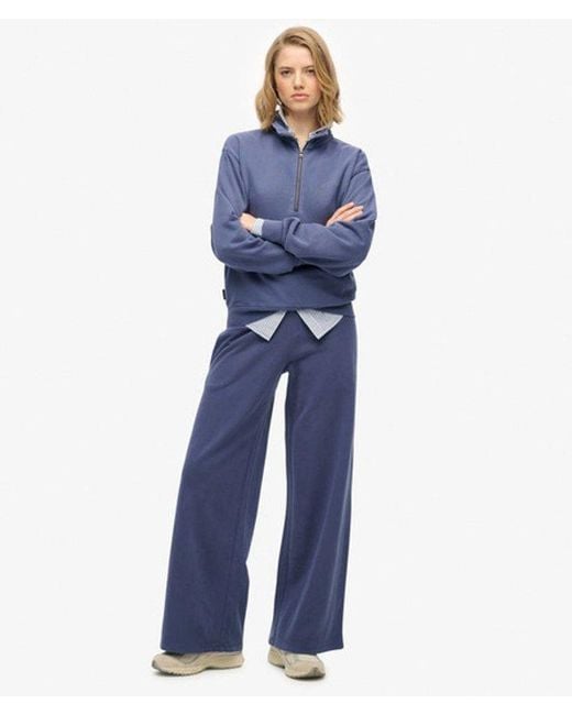 Superdry Athletic Essentials Logo Garment-dye joggingbroek in het Blue