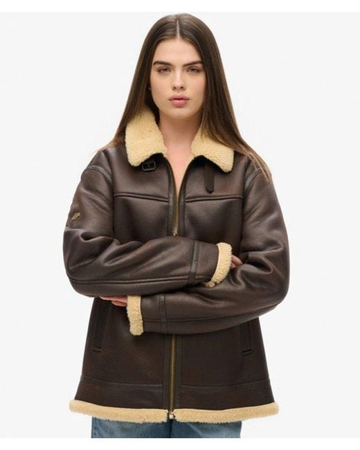 Femme Veste Aviateur Overtaille En Peau De Mouton Synthétique Taille Superdry en coloris Gray