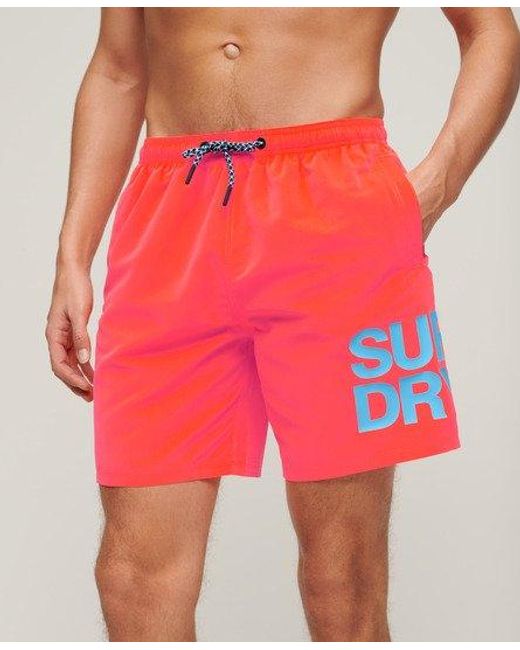 Short de bain sportswear logo recyclé longueur 43 cm Superdry pour homme en coloris Red