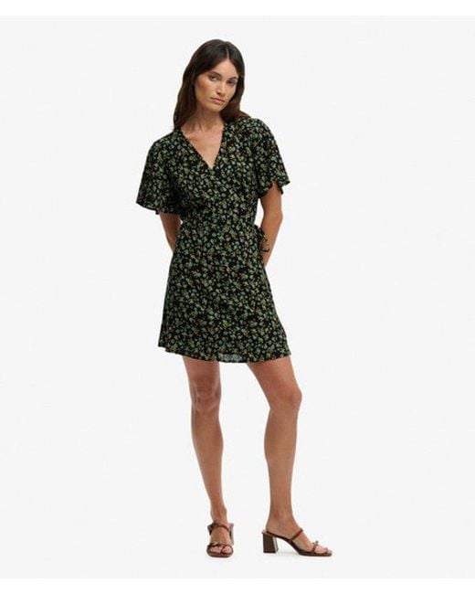 Superdry Mini Swing Wrap Jurk in het Green