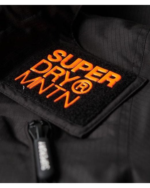 Veste à capuche mountain windbreaker Superdry pour homme en coloris Black