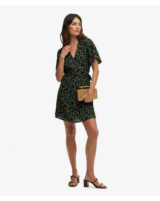Superdry Mini Swing Wrap Jurk in het Green