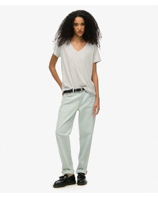 Femme Coton Logo Brodé Flammé T Shirt À Col En V, Bleu & Blanc Superdry en coloris White