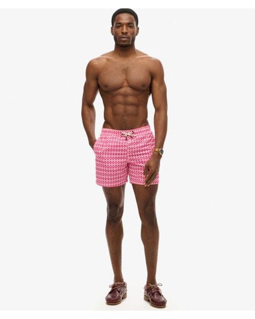 Short de bain recyclé imprimé longueur 38 cm Superdry pour homme en coloris Pink