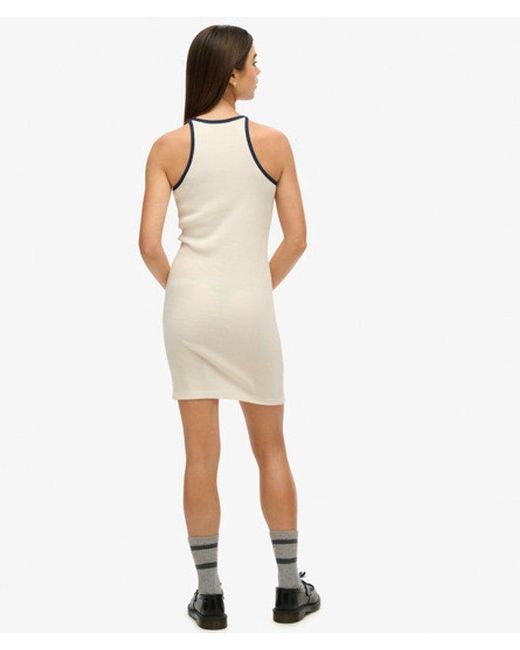 Superdry Athletic Essentials Geribde Tankjurk in het Natural