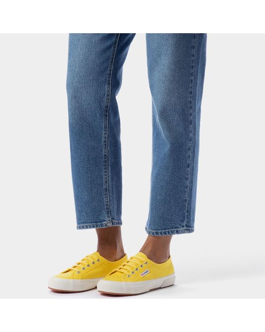 2750-Cotu Classic Superga de color Yellow