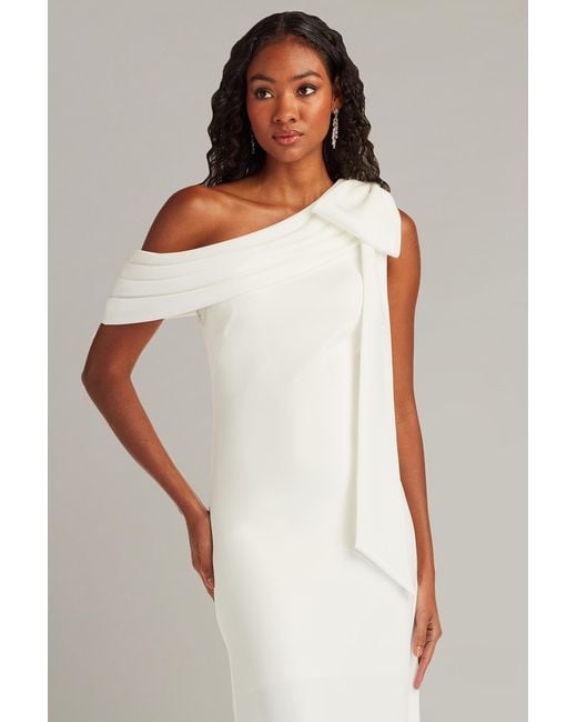 Tadashi Shoji White Cassia Bow-Shoulder Crepe Gown-Ivory