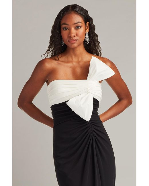 Tadashi Shoji Black Kaliko Twist Bow Gown-Bk/Wh