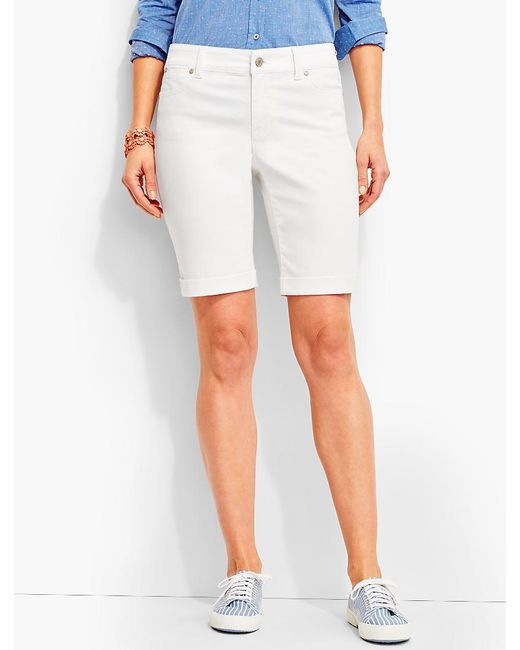Flawless Five-pocket Boyfriend Short 