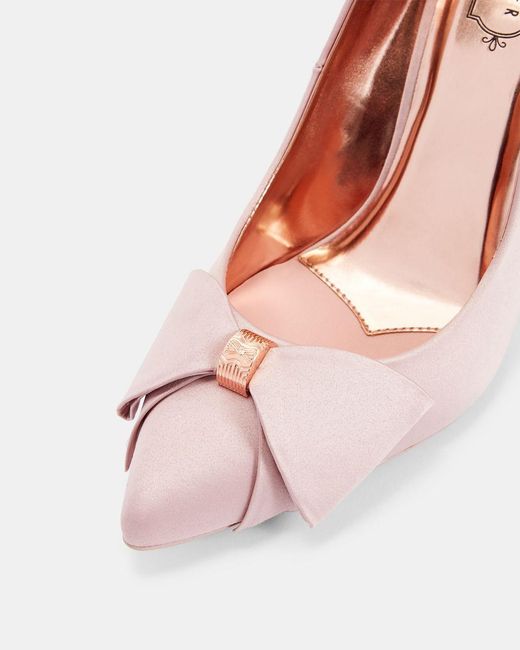 asellys bow detail courts