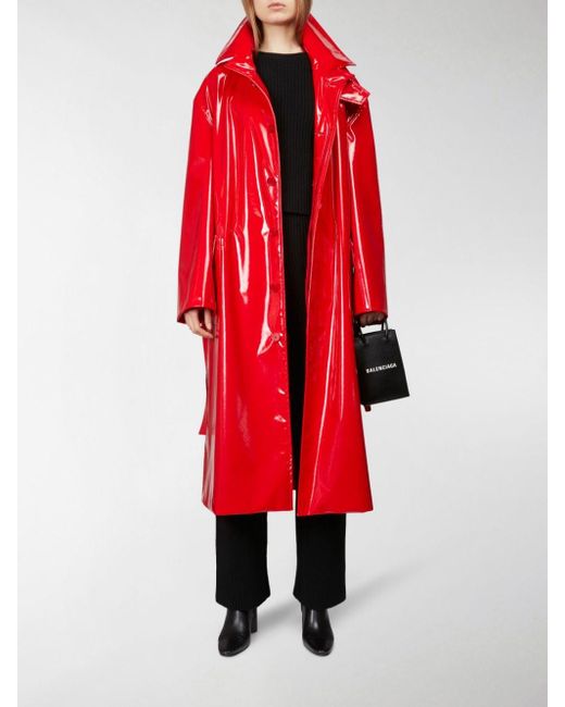 Cappotto In Vinile Con Cintura di Balenciaga in Rosso | Lyst
