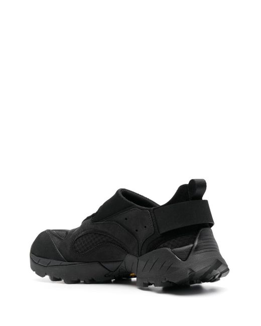 Roa Black Sandal Low-top Sneakers