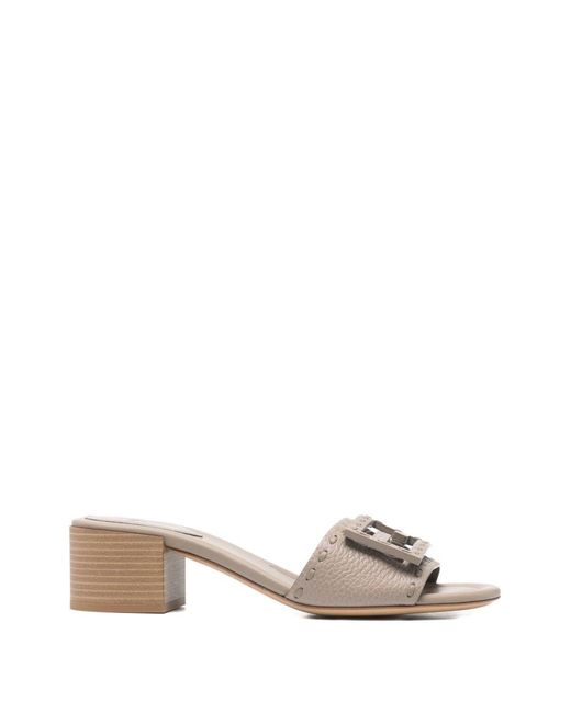 Mule di Fendi in White