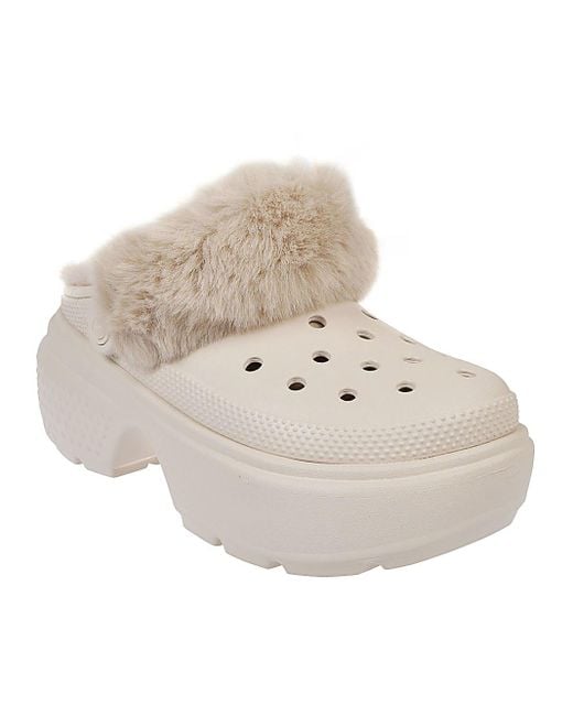 White crocs with fur deals inside
