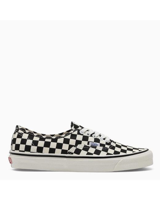 Vans Checkered Authentic 44 Dx Sneakers in Black for Men | Lyst