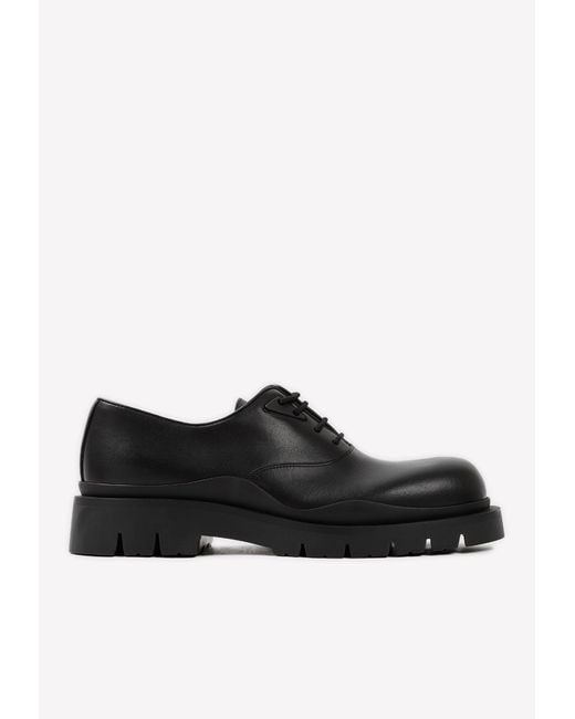 Bottega Veneta Black Tire Calf Leather Derby Shoes for men