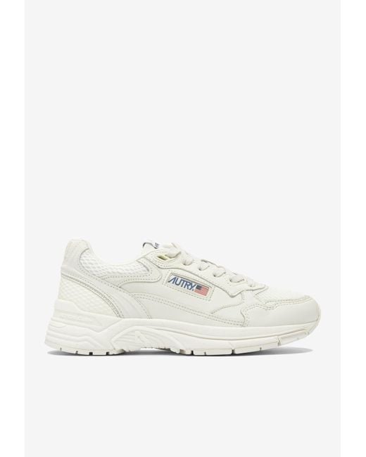 Autry White Hyperway Low-Top Sneakers