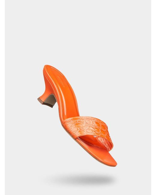 By Far Red Orangefarbene Mules