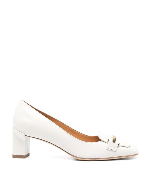 Tod's Natural Pumps