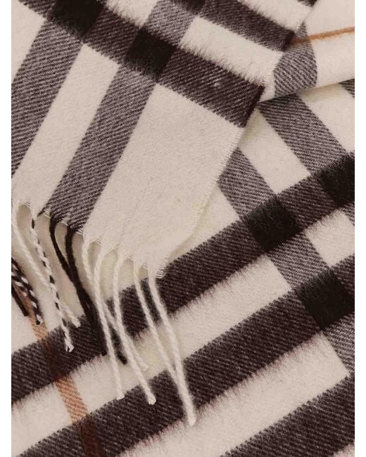 Burberry White Luxury Cashmere Scarf For