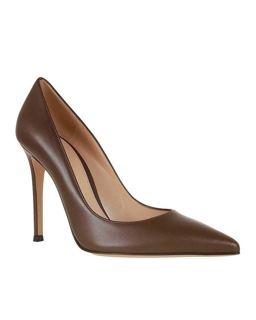Gianvito Rossi Brown Pumps