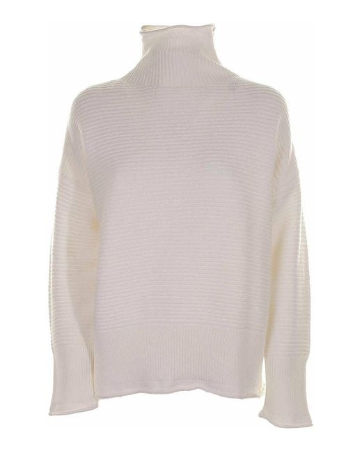 Eleventy White Wool Turtleneck