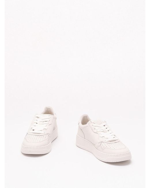 Autry Pink 'Medalist' Low Sneakers