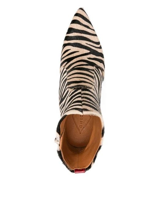 Chie Mihara White Pinkie Zebra