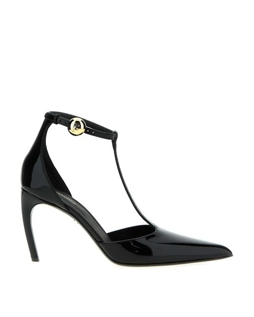 Ferragamo Black 'Odette' Pumps
