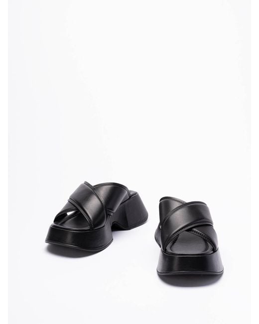 Vic Matié Black Travel Sandals