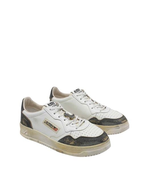 Autry Black Medalist Super Vintage Sneakers for men