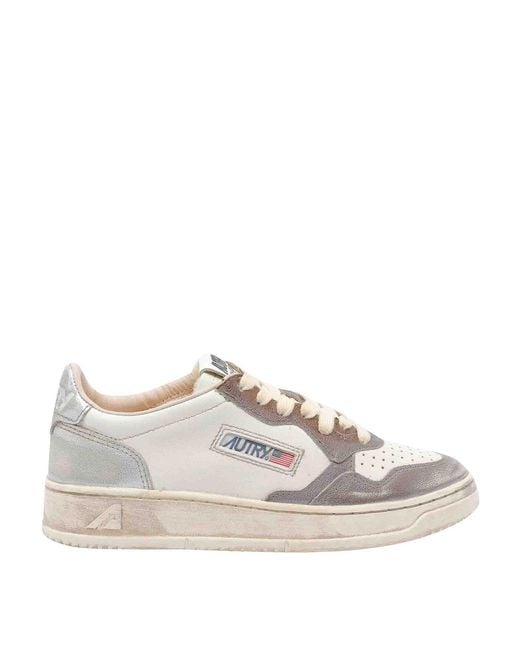 Autry White Super Vintage Medalist Low Sneakers