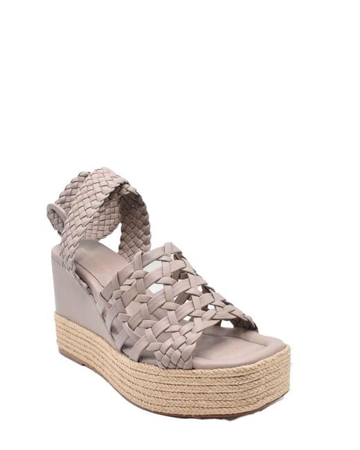 Paloma Barceló Natural Sandals